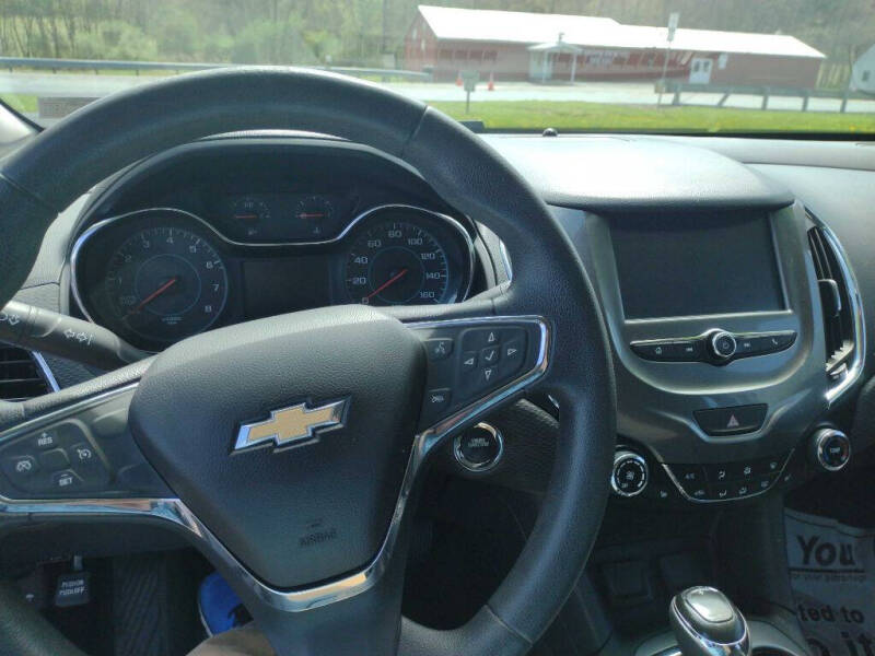 2017 Chevrolet Cruze LT Auto