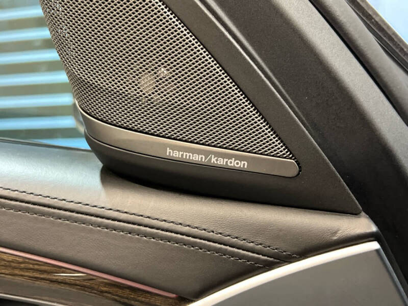 2021 BMW 5 Series M550i xDrive