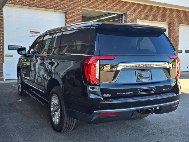 2023 GMC Yukon XL SLT