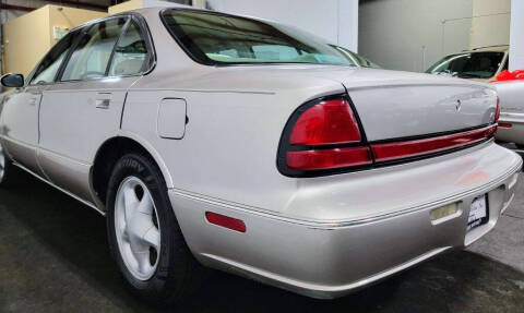 1997 Oldsmobile LSS
