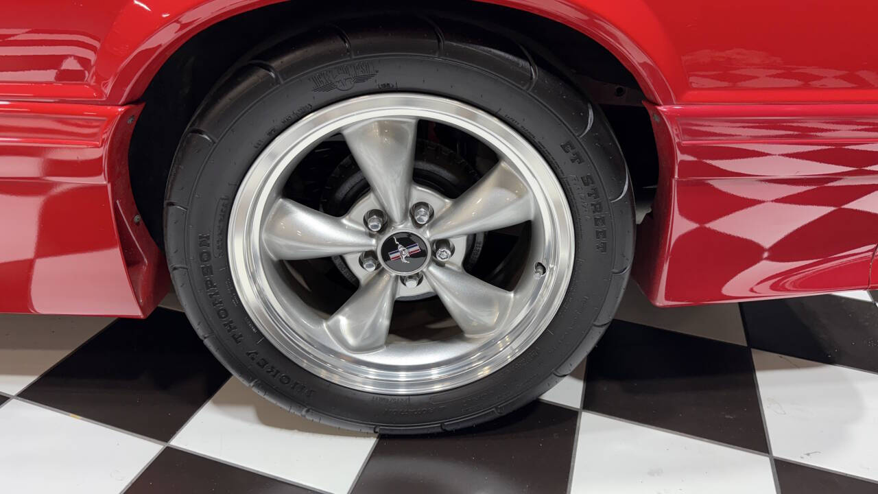 1993 Ford Mustang 25