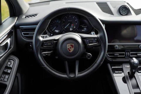 2023 Porsche Macan T