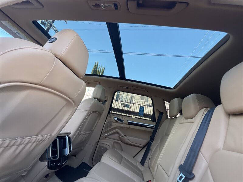 2013 Porsche Cayenne S