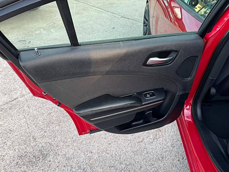 2016 Dodge Charger SXT