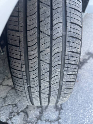 2012 Toyota Prius v Five