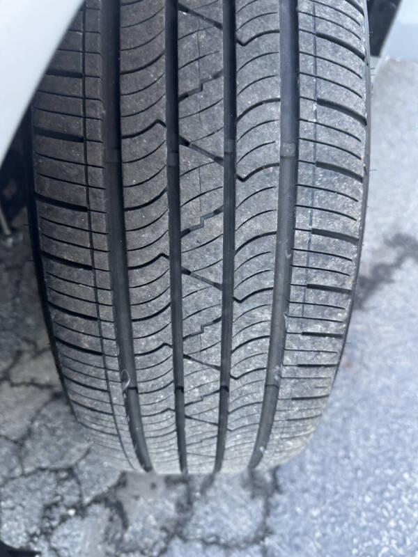 2012 Toyota Prius v Five