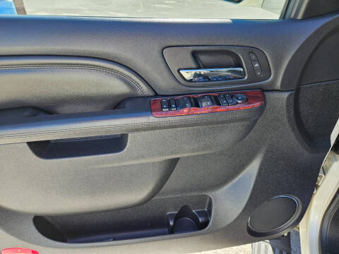 2011 Cadillac Escalade ESV Premium