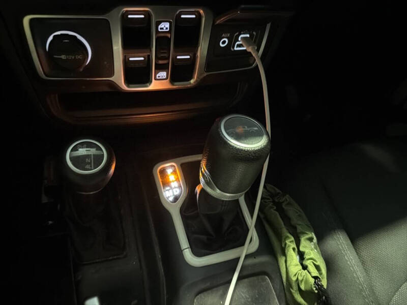 2020 Jeep Gladiator Sport