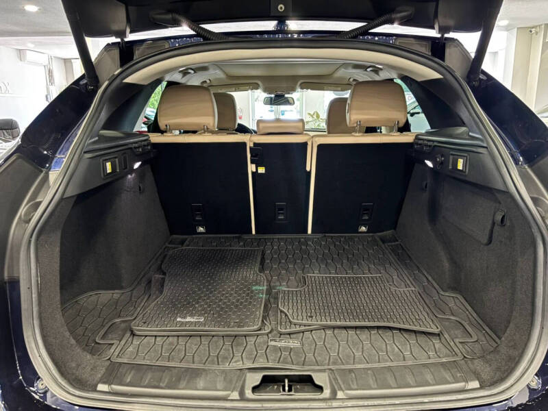2017 Jaguar F-PACE 35t Prestige