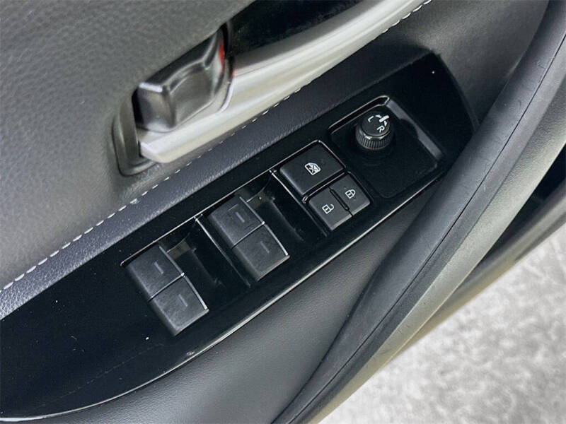 2022 Toyota Corolla Hatchback SE Nightshade Edition