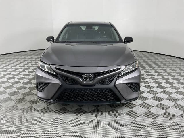 Used 2019 Toyota Camry SE with VIN 4T1B11HK1KU832522 for sale in Peoria, AZ