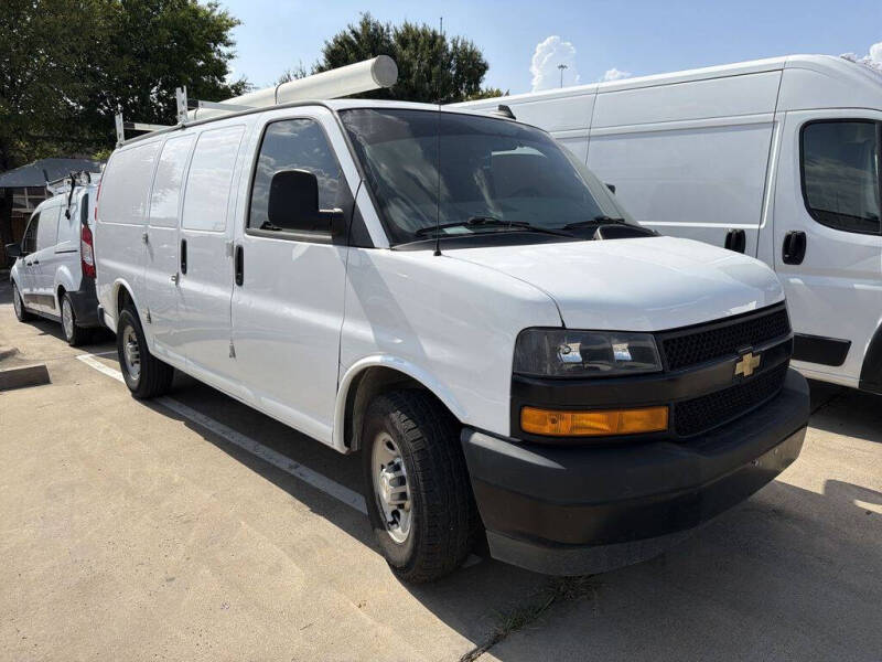 2024 Chevrolet Express 2500