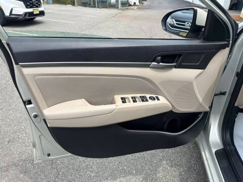 2017 Hyundai Elantra Value Edition