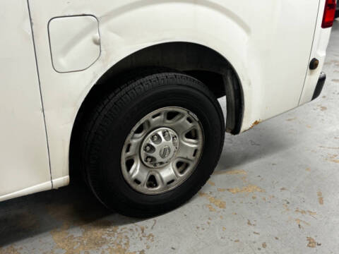 2012 Nissan NV 2500 HD S