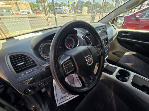 2014 Dodge Grand Caravan SXT 30th Anniversary