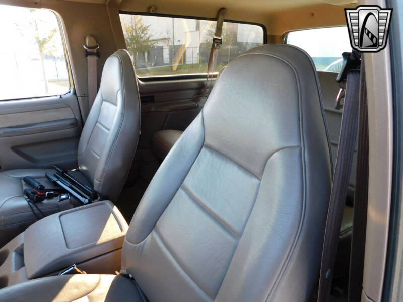 1995 Ford Bronco XLT