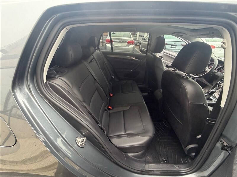 2021 Volkswagen Golf TSI