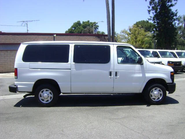 2013 Ford E-Series E-350 SD XL