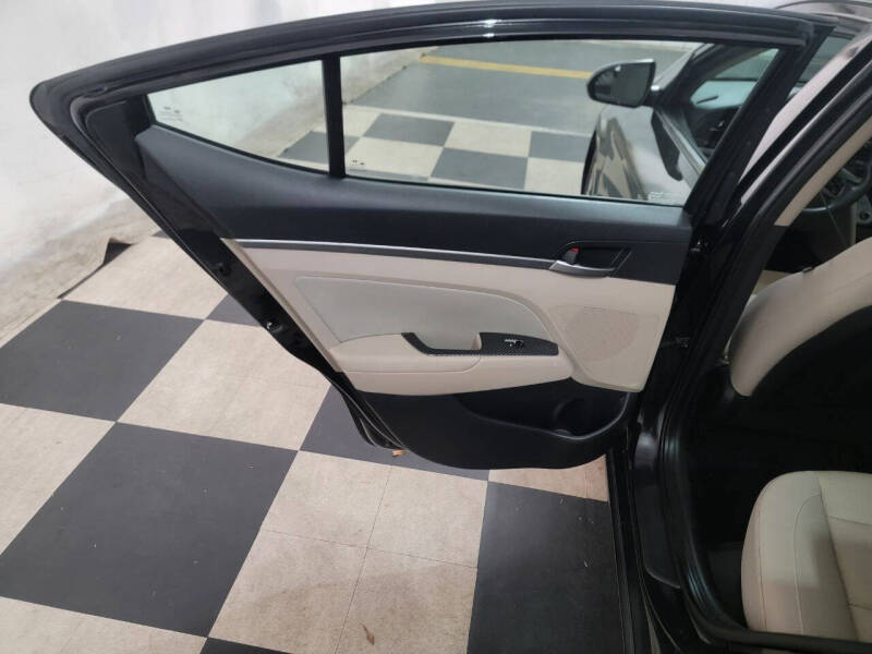 2017 Hyundai Elantra Value Edition