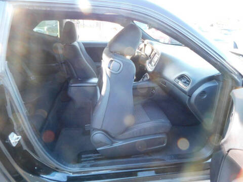 2016 Dodge Challenger SXT