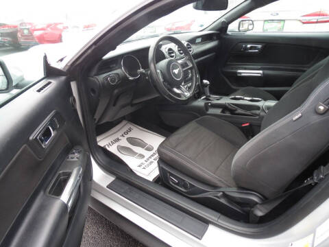 2015 Ford Mustang V6