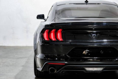 2021 Ford Mustang EcoBoost