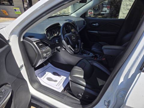 2019 Jeep Cherokee Latitude Plus