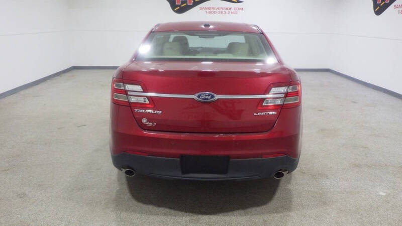 2018 Ford Taurus Limited
