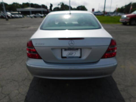 2005 Mercedes-Benz E-Class E 320