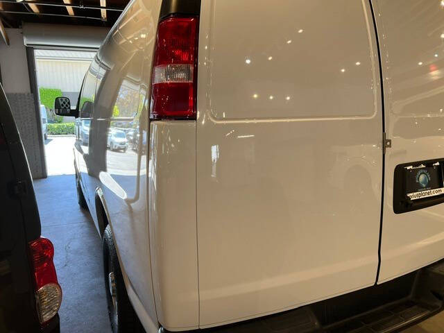 2023 Chevrolet Express 2500