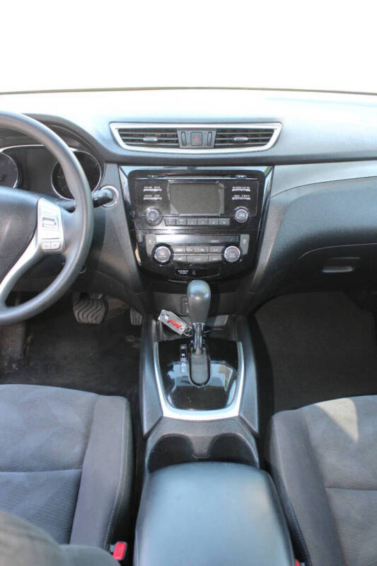 2016 Nissan Rogue S