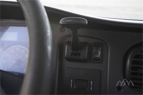 2016 Freightliner M2 106