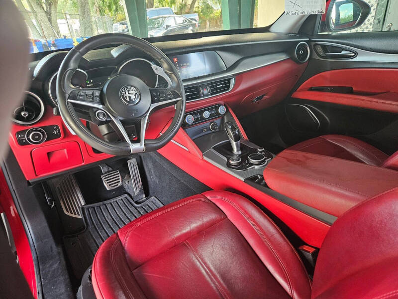 2018 Alfa Romeo Stelvio Sport