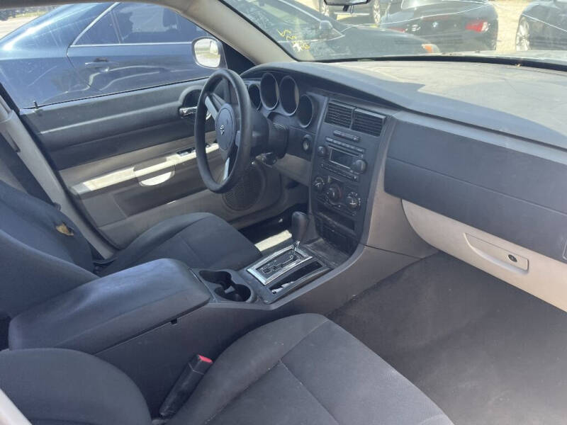 2006 Dodge Charger SE