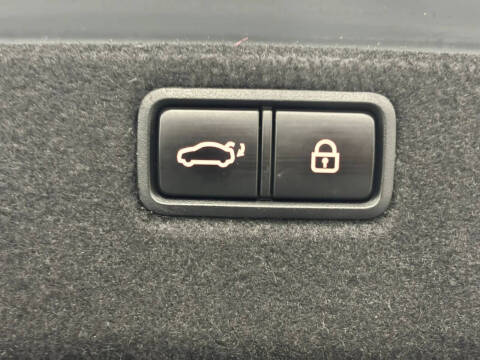 2015 Hyundai Genesis