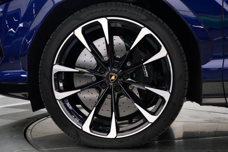 2022 Lamborghini Urus