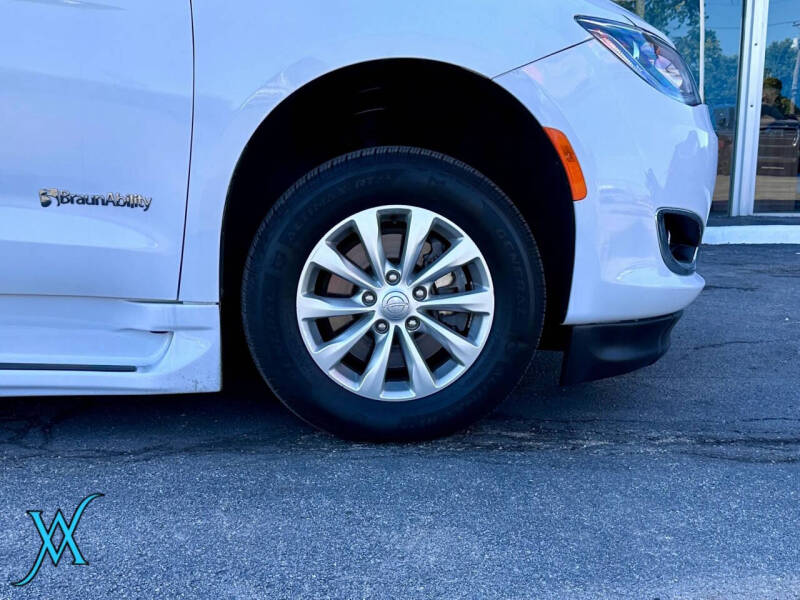 2018 Chrysler Pacifica Touring Plus