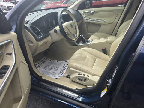 2015 Volvo XC60 T6 Drive-E