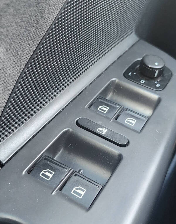 2008 Volkswagen Rabbit S