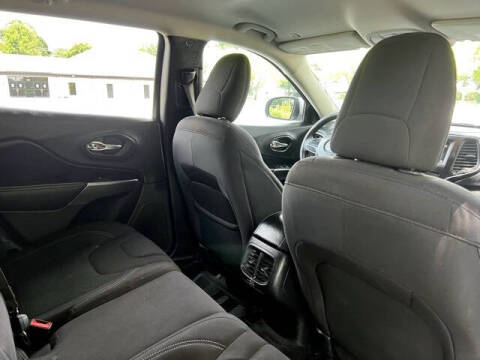 2019 Jeep Cherokee Latitude