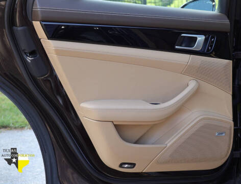 2018 Porsche Panamera