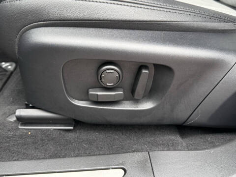 2026 Land Rover Range Rover Evoque P250 Dynamic SE