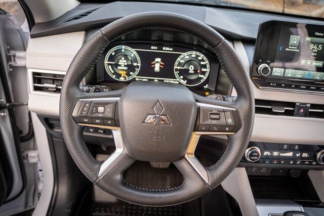 2023 Mitsubishi Outlander PHEV SEL