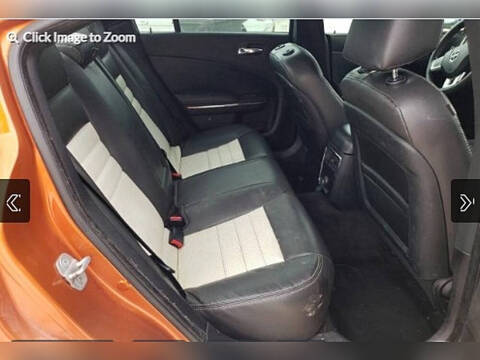 2011 Dodge Charger SE