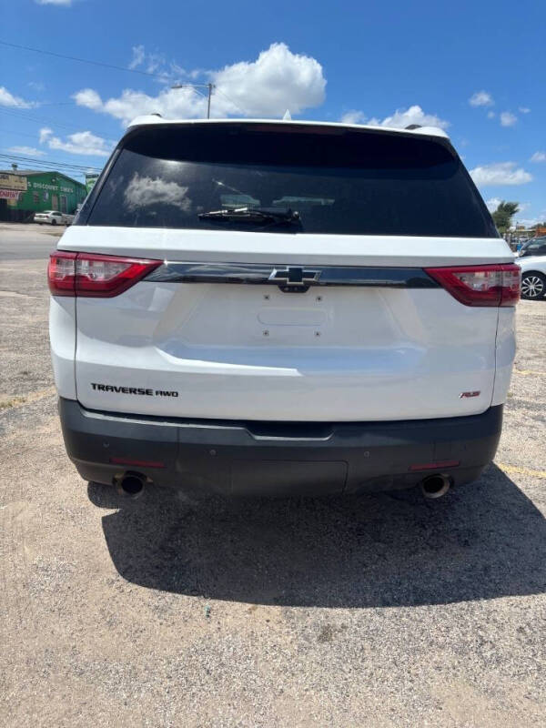 2021 Chevrolet Traverse RS