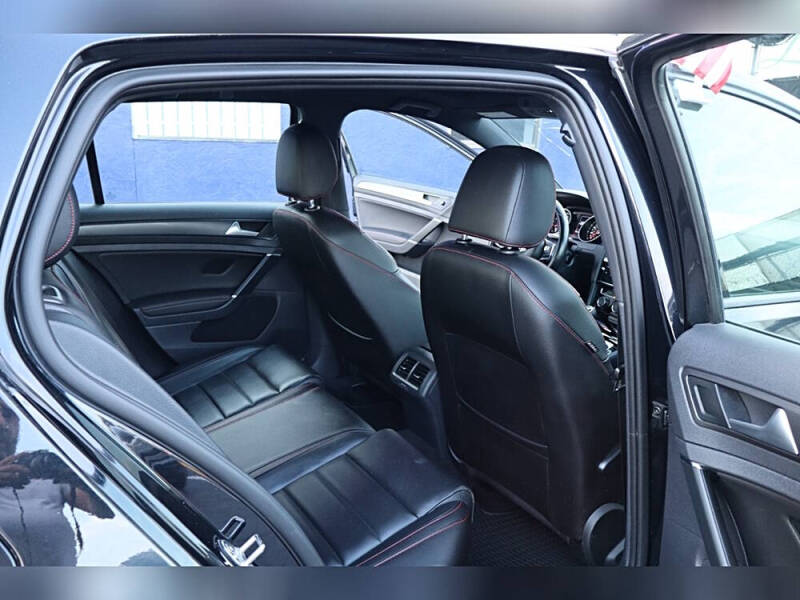 2020 Volkswagen Golf GTI Autobahn