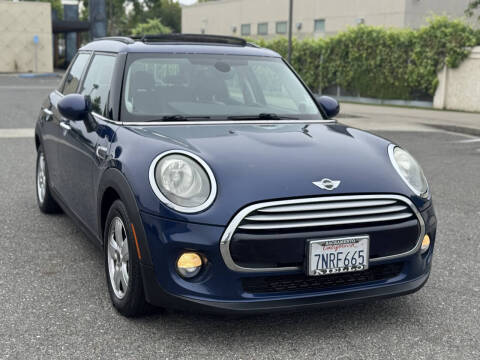 2015 MINI Hardtop 4 Door Cooper