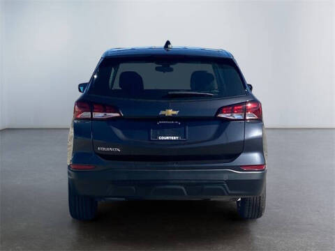 2022 Chevrolet Equinox LS