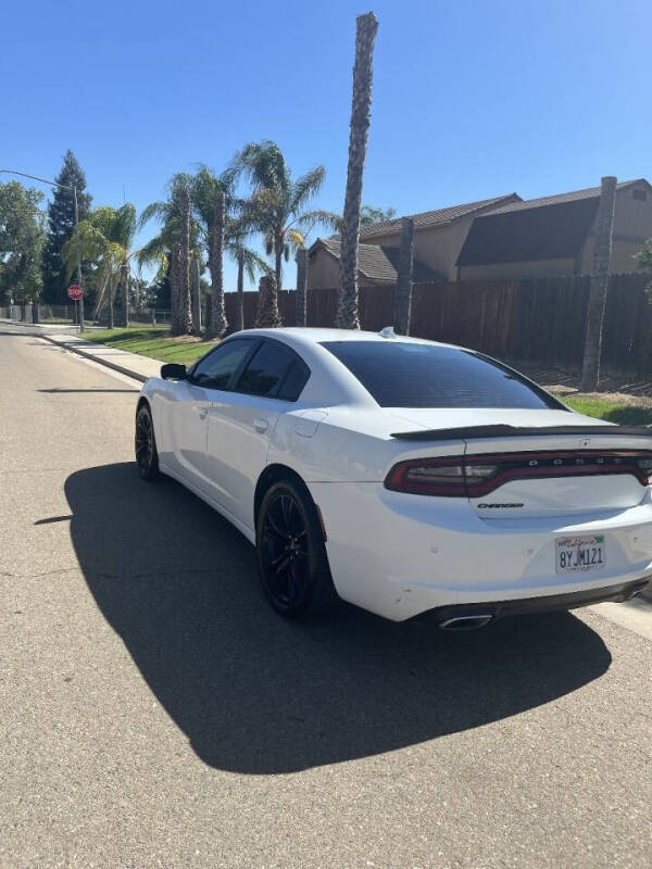 2017 Dodge Charger SXT