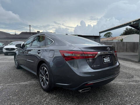 2016 Toyota Avalon XLE